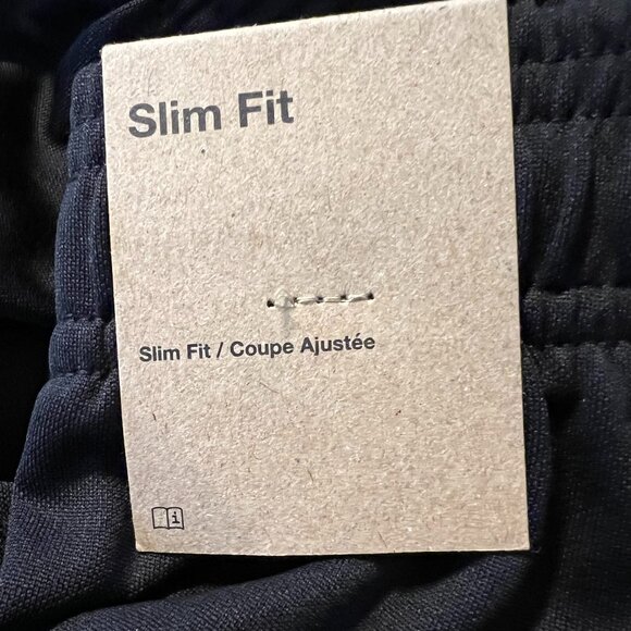 Nike Liverpool 2023/24 Stadium Performance Shorts NWT Small - Picture 3 of 4